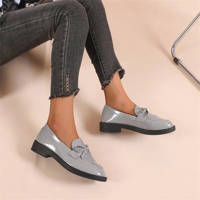 Women's Butterfly Knot Tassel Loafers