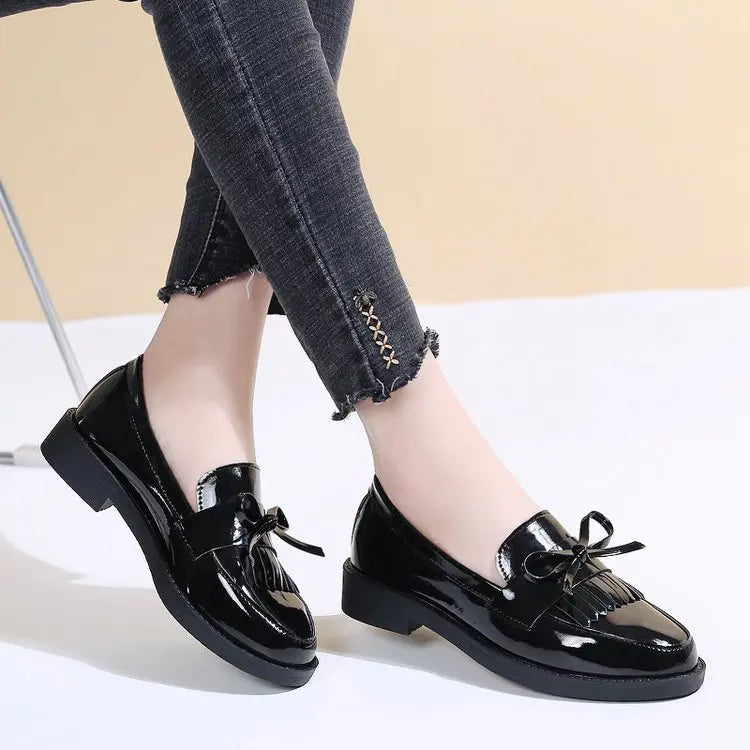Women's Butterfly Knot Tassel Loafers