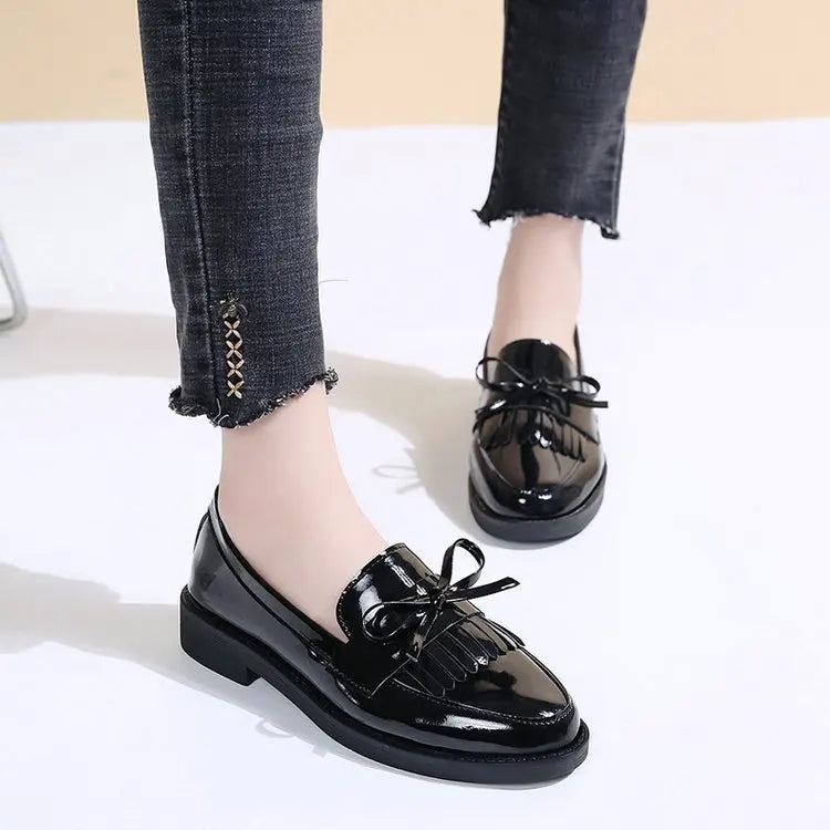 Women's Butterfly Knot Tassel Loafers
