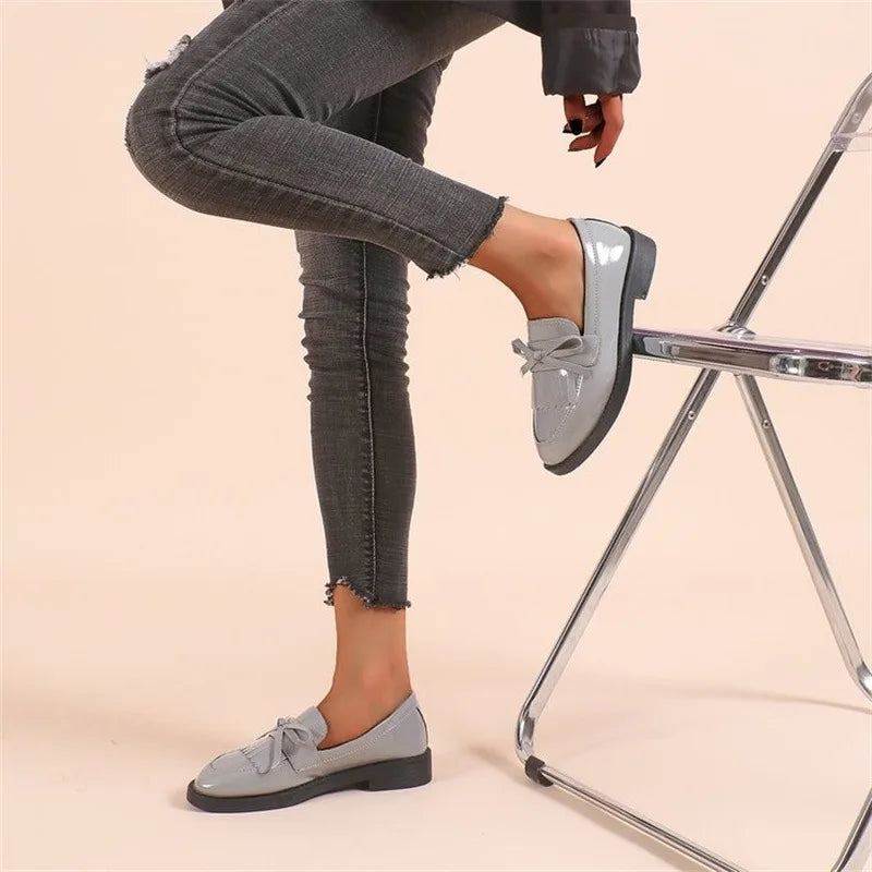 Women's Butterfly Knot Tassel Loafers