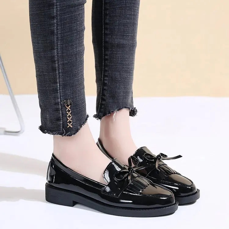 Women's Butterfly Knot Tassel Loafers